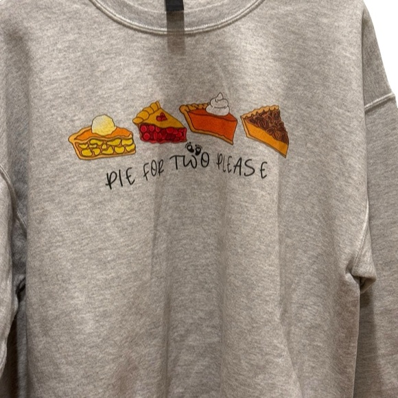 Pie for Two Please Sweatshirt XL Women’s Thanksgiving Pregnancy Announcement - Picture 3 of 10